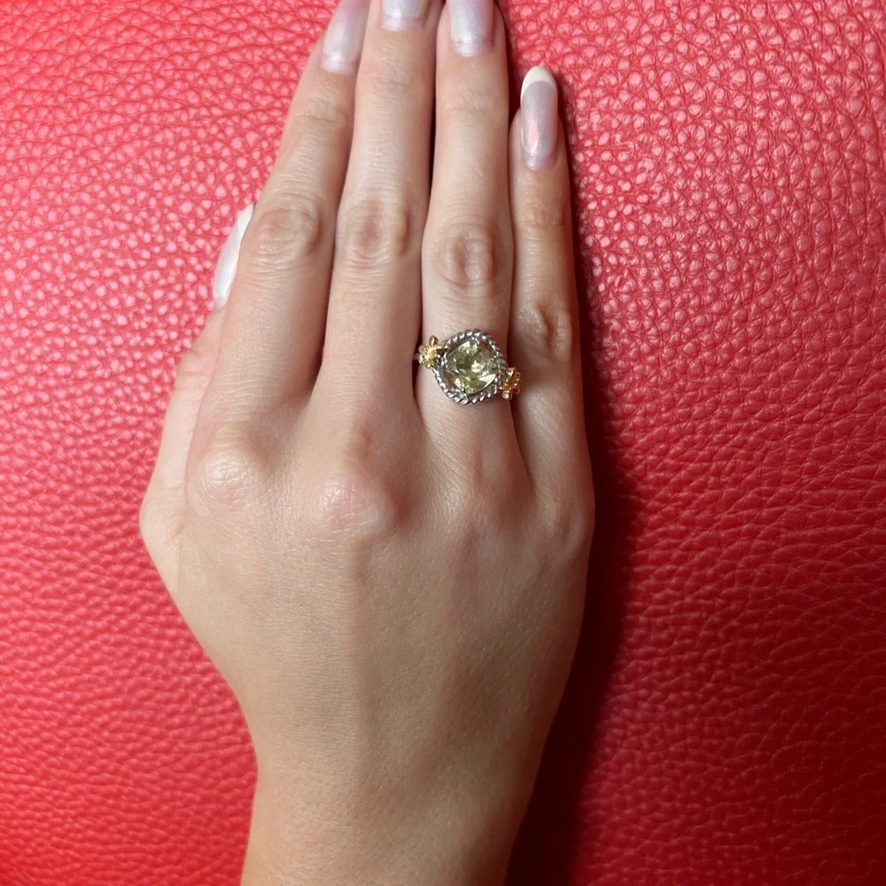 VIOLA ring green amethyst stone v
18K 0.03T W - Picture 4 of 6